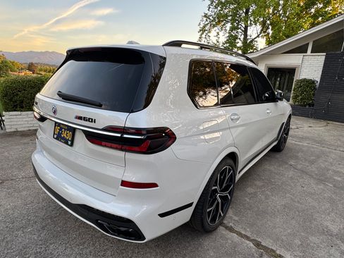 Used 2023 BMW X7 M60i w/ Executive Package image 6