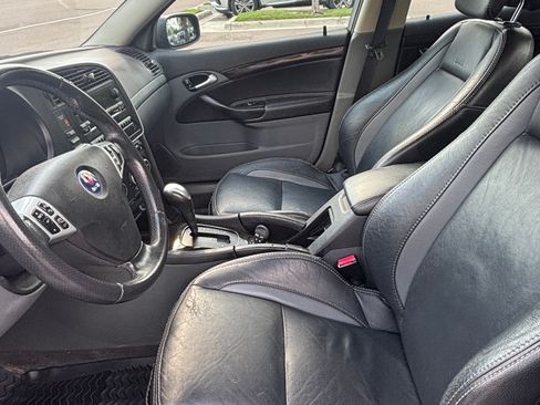Used 2007 Saab 9-3 2.0T w/ Anniversary Pkg image 10