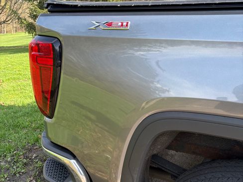 Used 2019 GMC Sierra 1500 SLE w/ SLE Value Package image 6