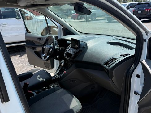 Used 2020 Ford Transit Connect XL FWD image 6