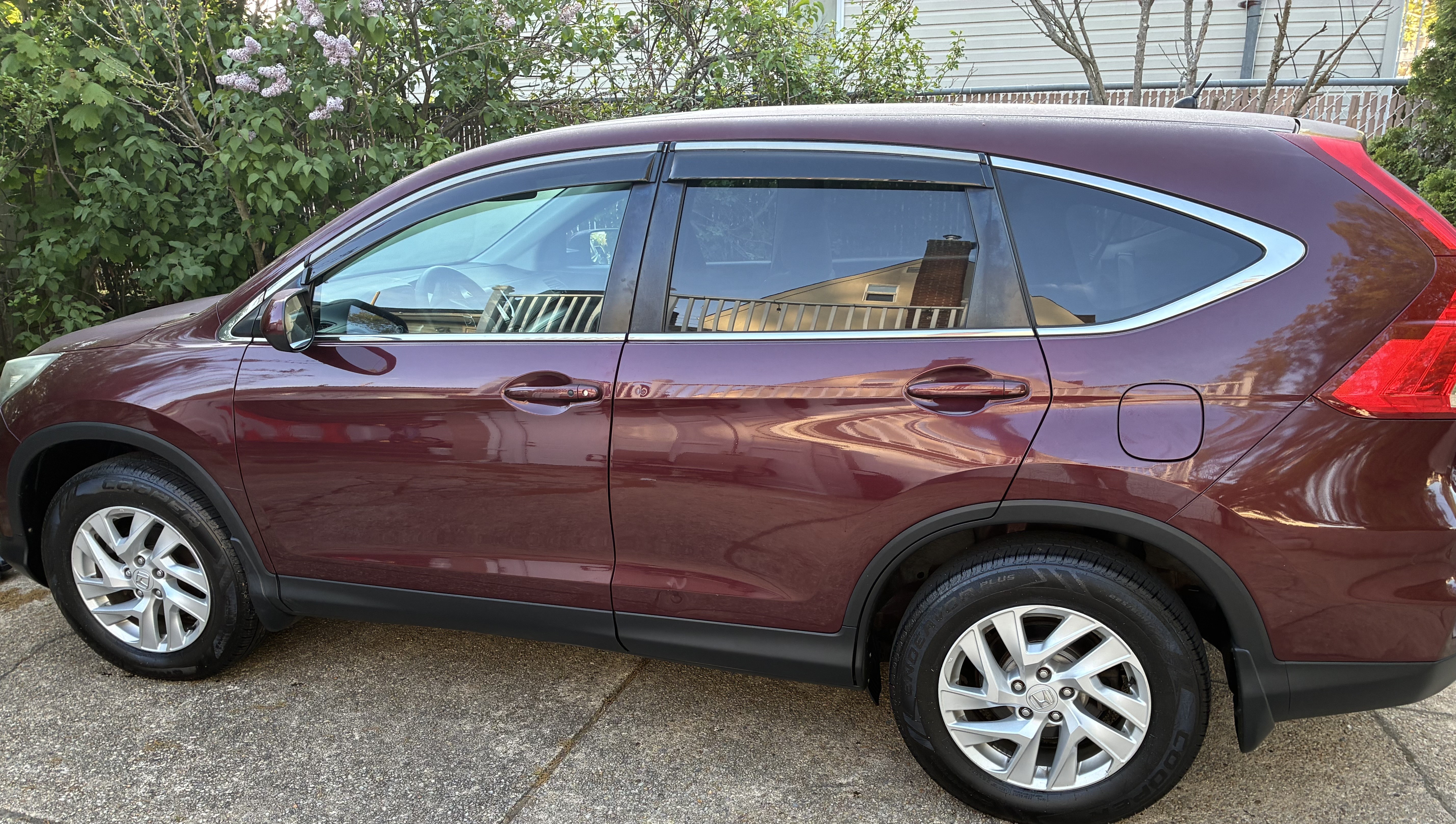 Used 2016 Honda CR-V EX image 1