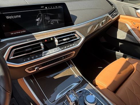 Used 2023 BMW X5 xDrive40i w/ Executive Package image 8