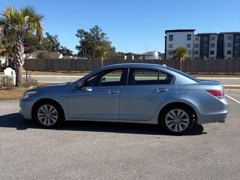 Used 2011 Honda Accord EX-L image 9