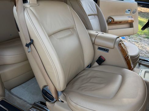 Used 2009 Rolls-Royce Phantom Coupe image 8