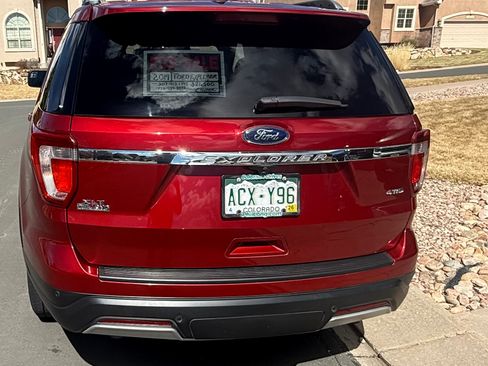 Used 2019 Ford Explorer XLT w/ Class III Trailer Tow Package image 5