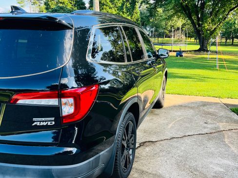 Used 2021 Honda Pilot Special Edition image 4