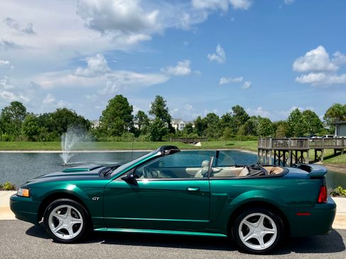 Used 2001 Ford Mustang GT RWD image 18