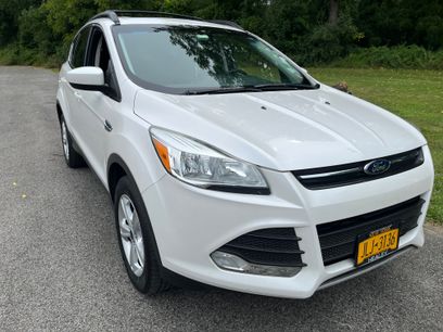 Used 2016 Ford Escape SE w/ SE Leather Comfort Package