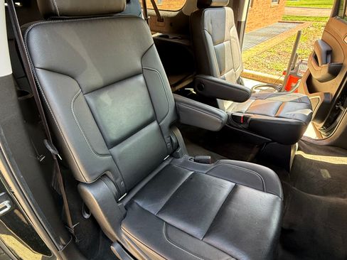 Used 2016 Chevrolet Suburban LTZ image 13