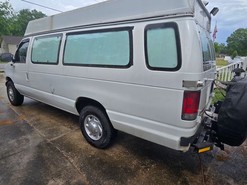 Used 1997 Ford E-350 and Econoline 350 Club Wagon image 10
