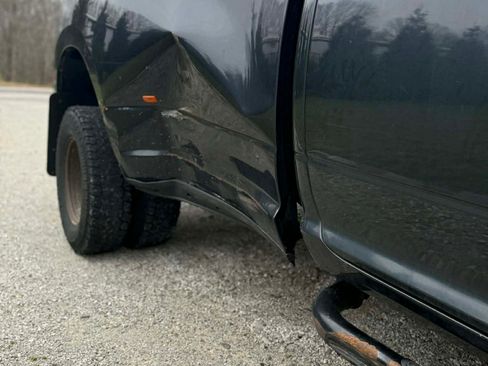 Used 2015 RAM 3500 Tradesman w/ Chrome Appearance Group image 11