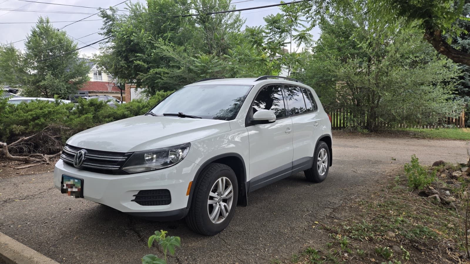 Used 2015 Volkswagen Tiguan S AWD/4WD image 4