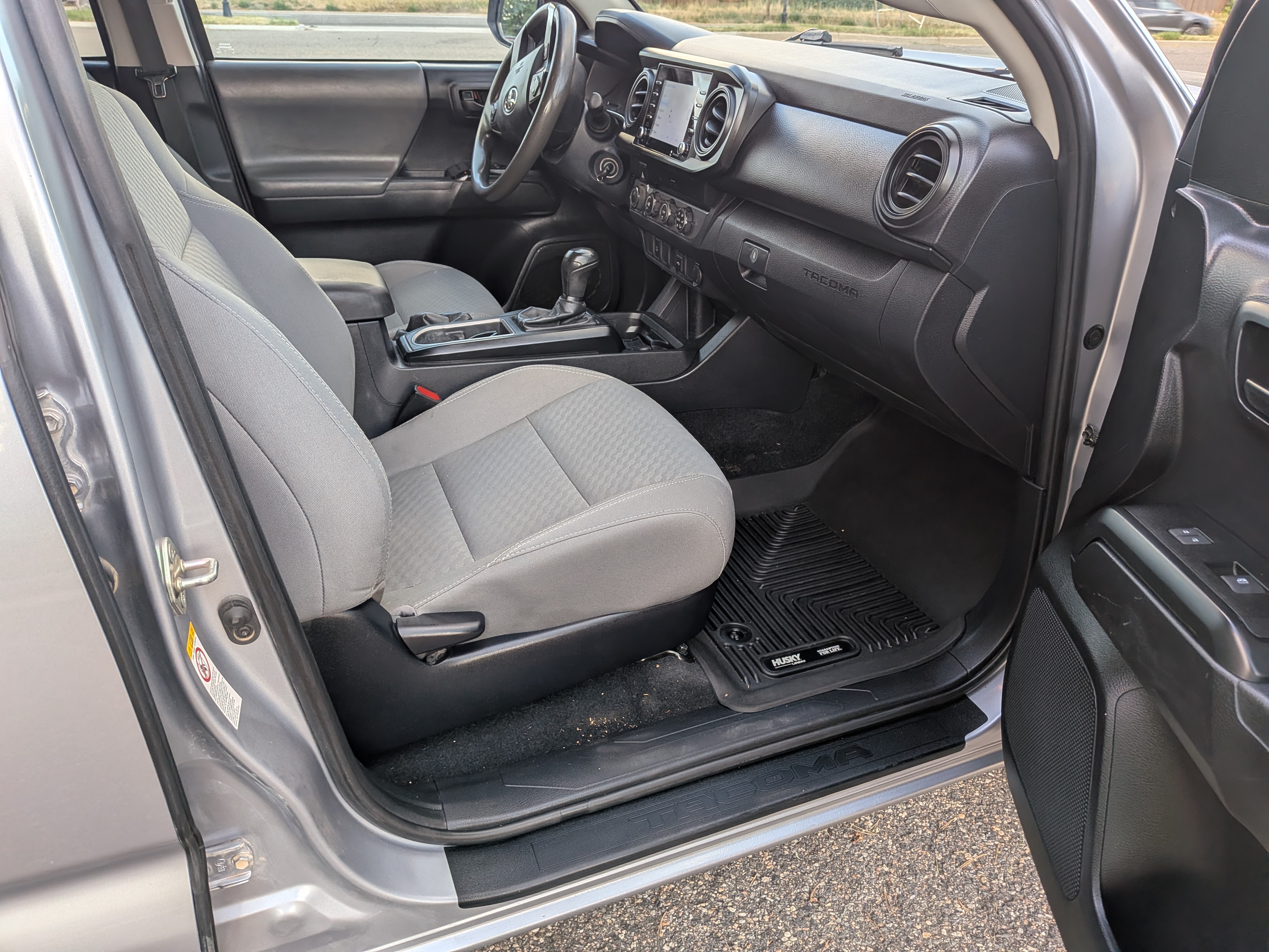 Used 2020 Toyota Tacoma SR AWD/4WD image 24