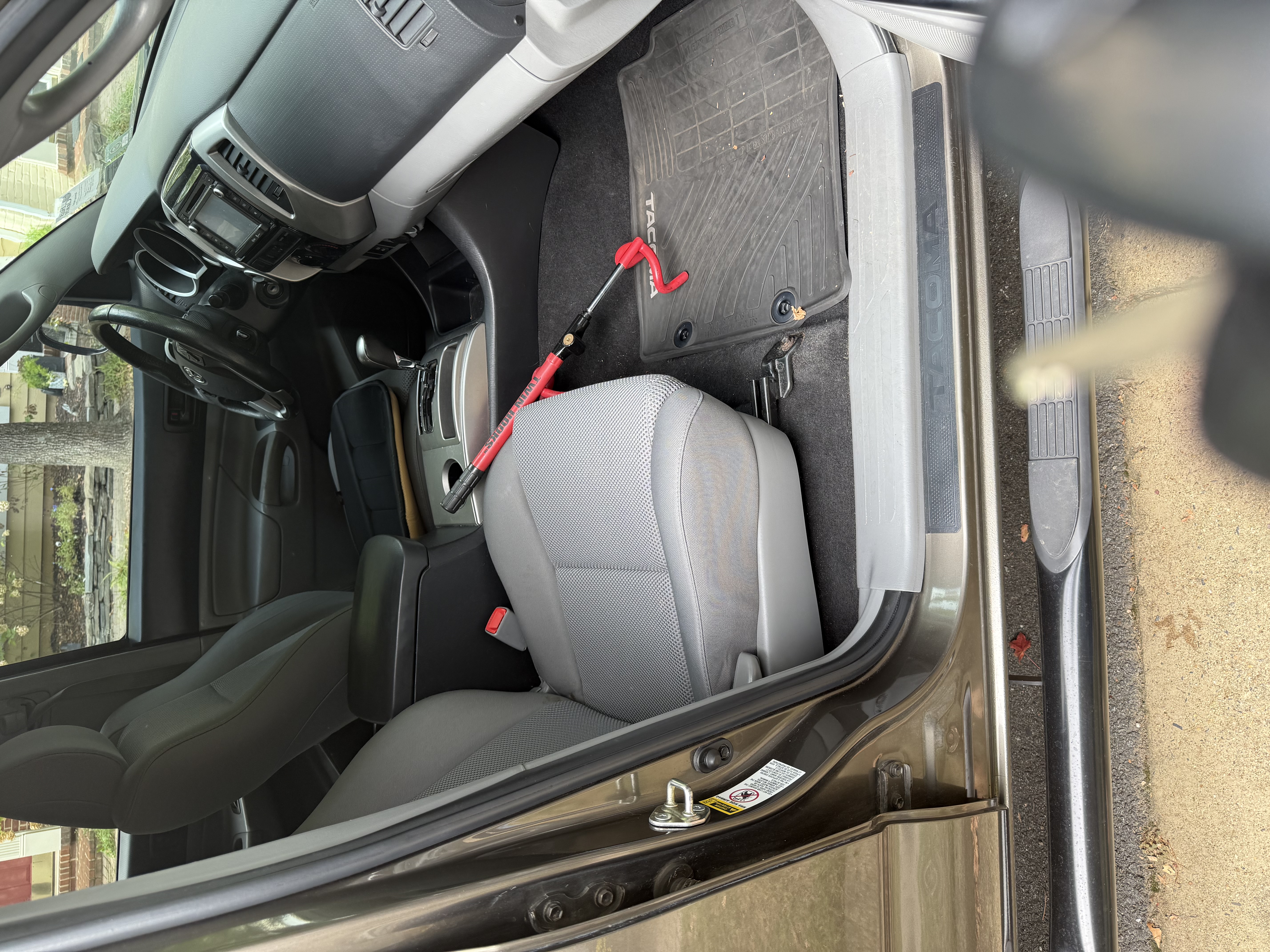 Used 2014 Toyota Tacoma 4x4 Double Cab image 19
