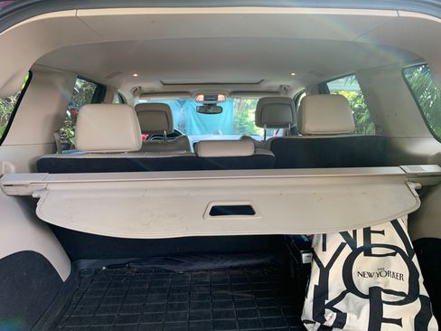 Used 2019 Jeep Grand Cherokee Limited w/ Trailer Tow Group IV image 6