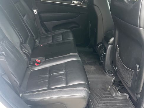 Used 2014 Jeep Grand Cherokee Limited image 13