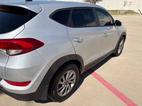 Used 2016 Hyundai Tucson SE image 8