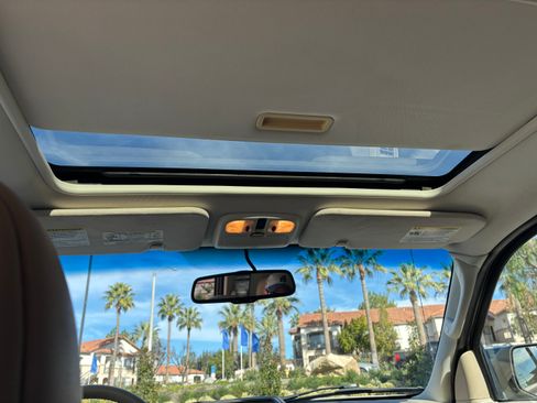 Used 2012 Ford Escape XLT image 10