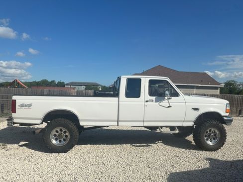 Used 1997 Ford F250 4x4 SuperCab Heavy Duty image 5