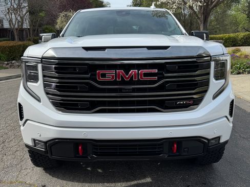 Used 2023 GMC Sierra 1500 AT4 w/ AT4 Premium Package image 2