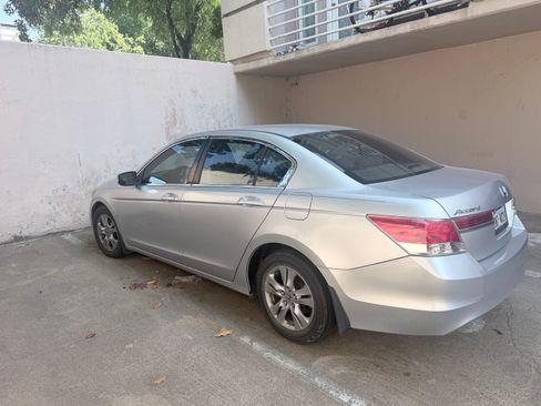 Used 2012 Honda Accord LX image 2