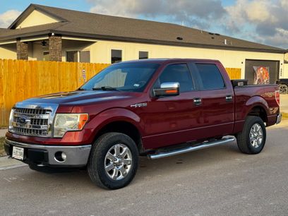 Used 2014 Ford F150 XLT w/ XLT Chrome Package