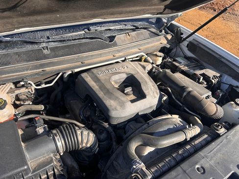 Used 2016 GMC Canyon SLT w/ Driver Alert Package image 11