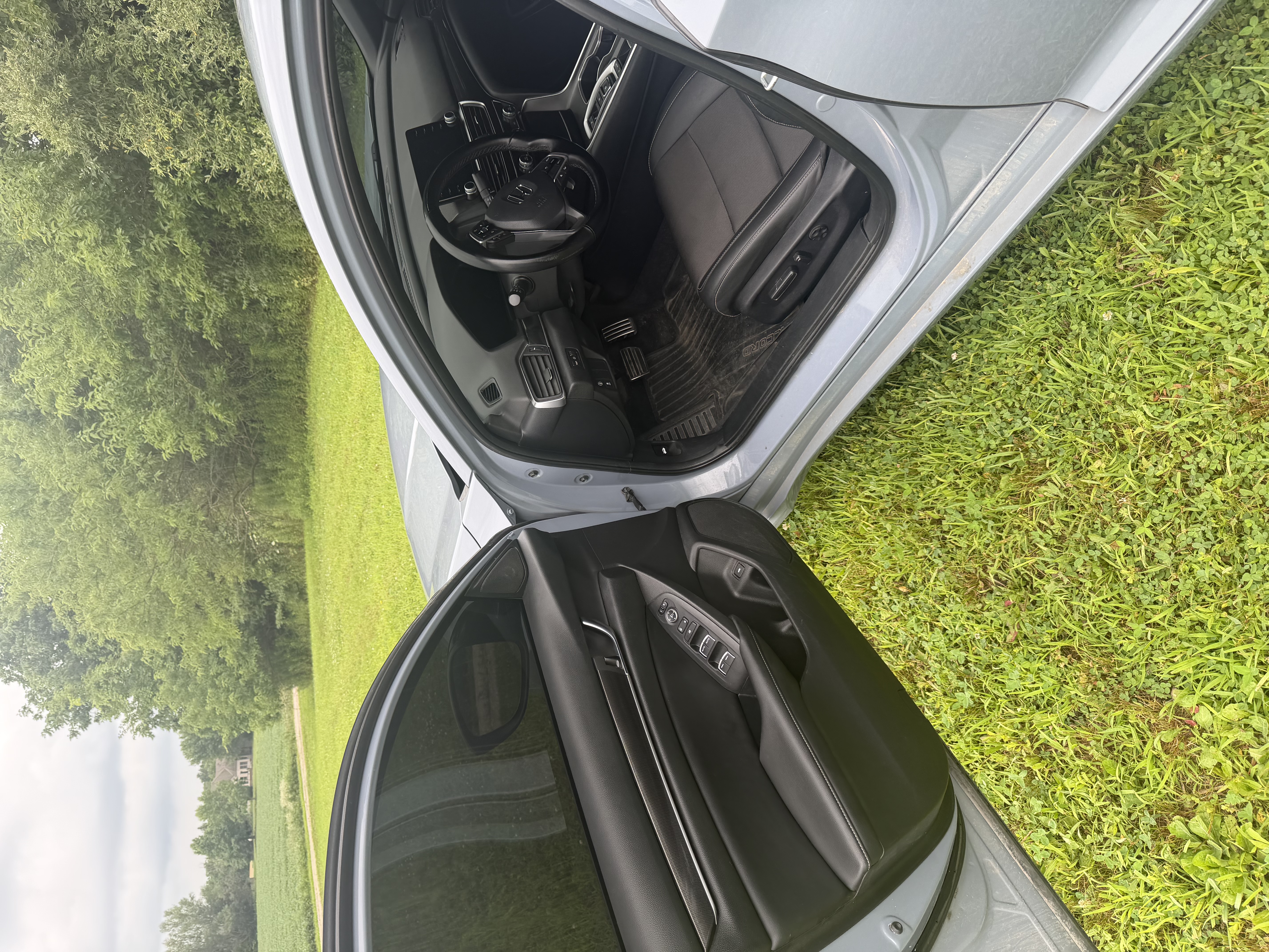 Used 2022 Honda Accord Sport image 6