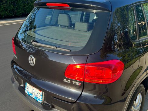 Used 2014 Volkswagen Tiguan S FWD image 25