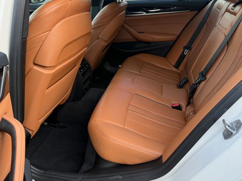 Used 2019 BMW 530i w/ Convenience Package image 14