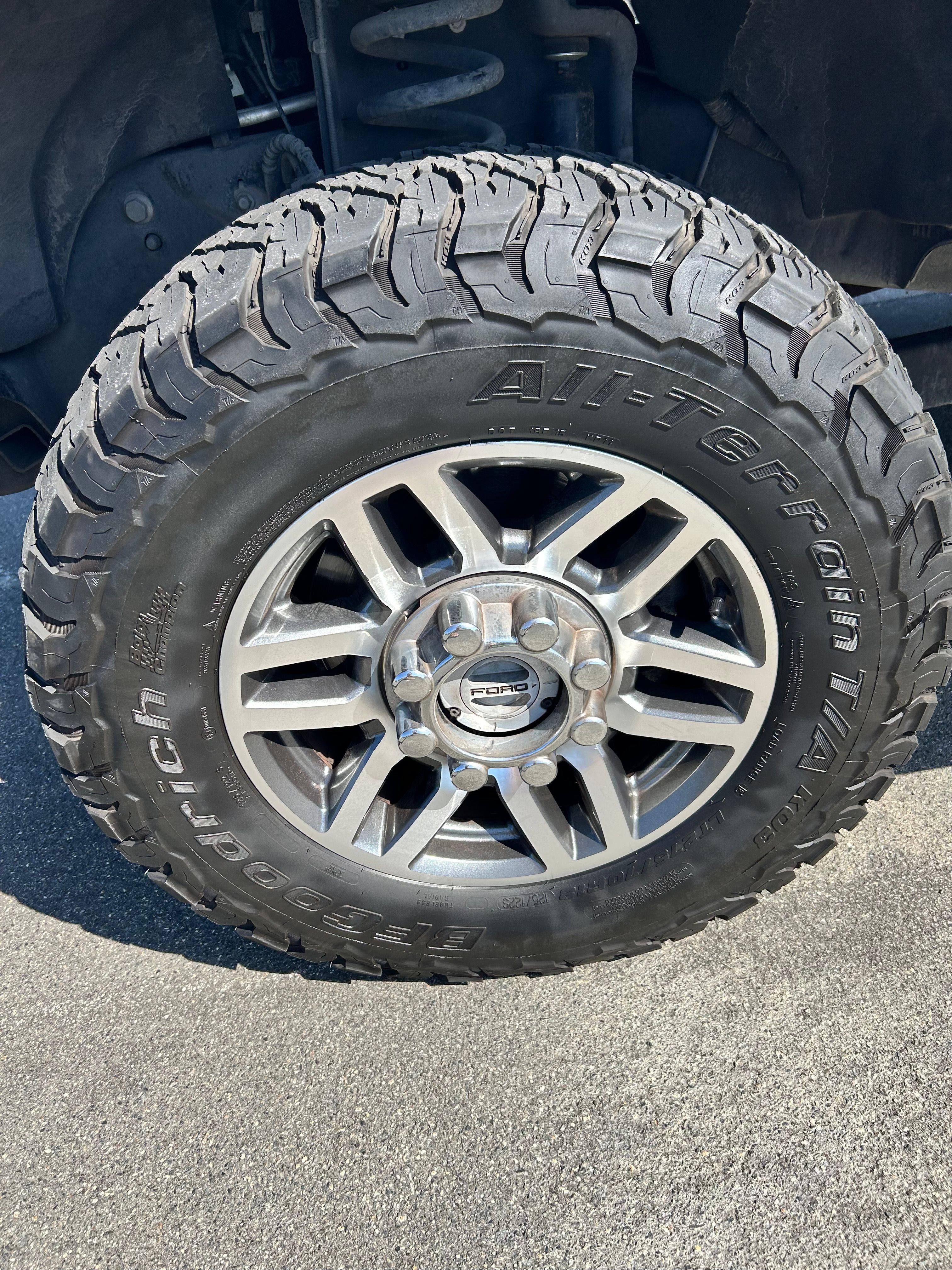 Used 2019 Ford F250 Lariat w/ Lariat Value Package AWD/4WD image 16