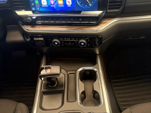 Used 2025 Chevrolet Silverado 1500 RST image 8