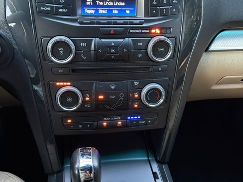 Used 2017 Ford Explorer FWD image 15