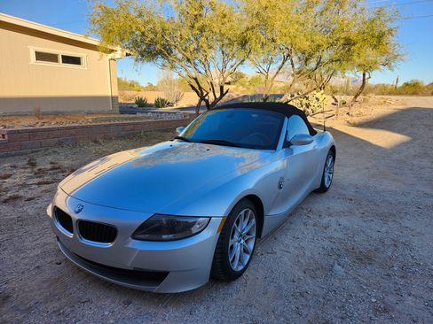 Used 2007 BMW Z4 3.0i image 16