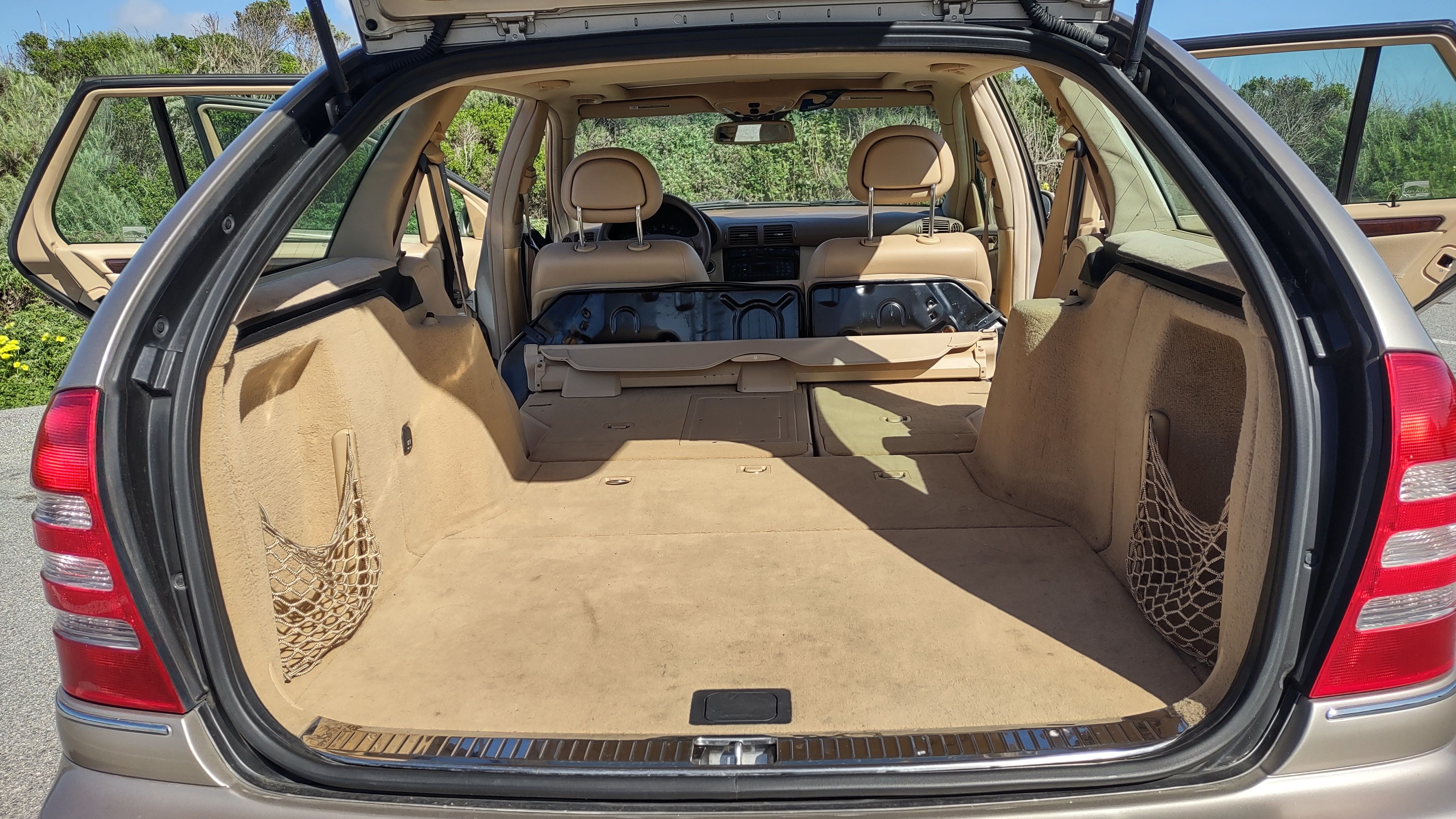 Used 2004 Mercedes-Benz C 240 Wagon image 2