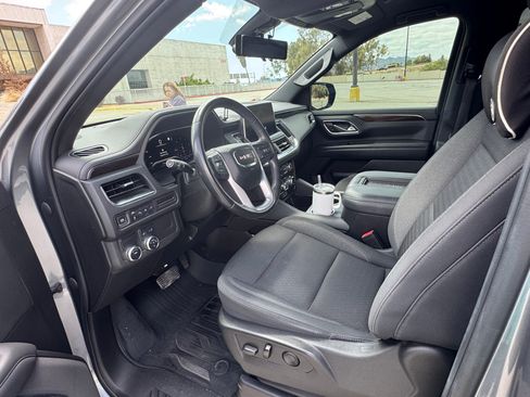 Used 2022 GMC Yukon SLE RWD image 4
