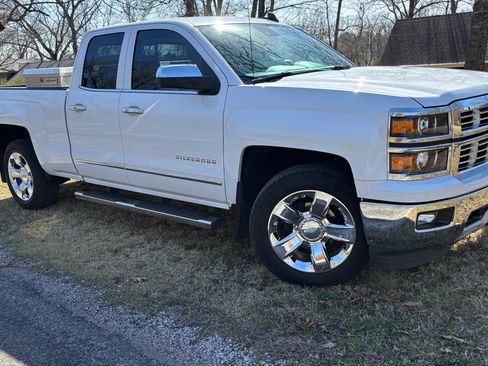 Used 2015 Chevrolet Silverado 1500 LTZ Z71 w/ LTZ Plus Package image 2