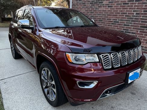 Used 2018 Jeep Grand Cherokee Overland image 5