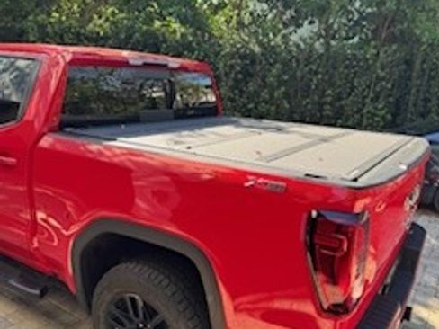 Used 2020 GMC Sierra 1500 Elevation image 5