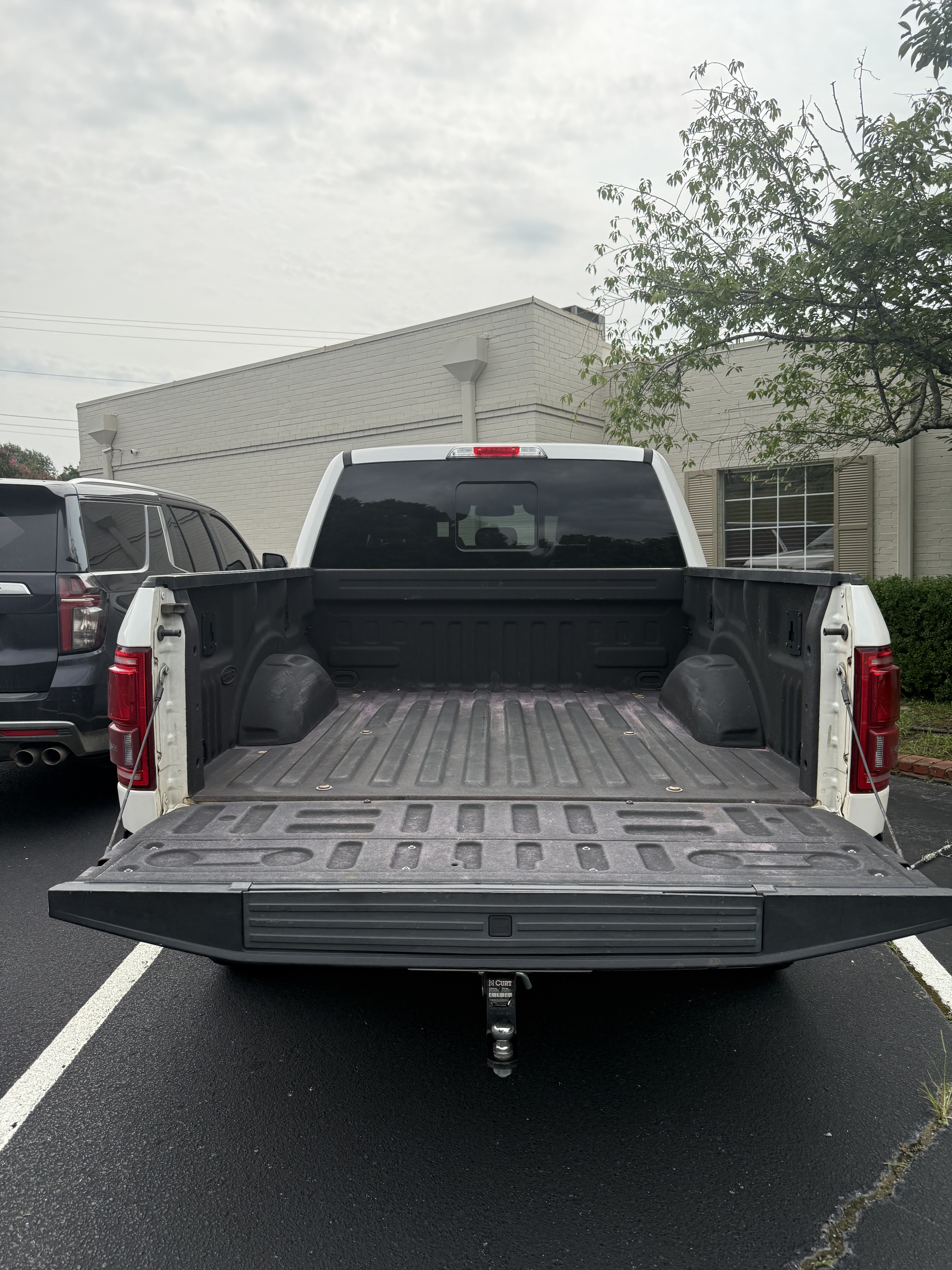 Used 2017 Ford F150 King Ranch w/ Equipment Group 601A Luxury AWD/4WD image 15
