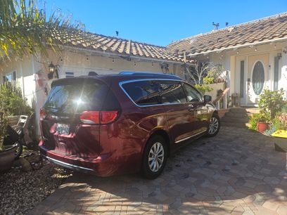 Used 2019 Chrysler Pacifica Touring-L