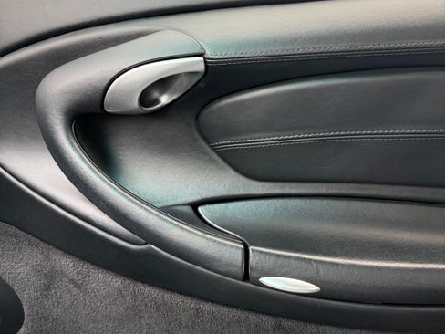 Used 2002 Porsche 911 Carrera 4S image 23