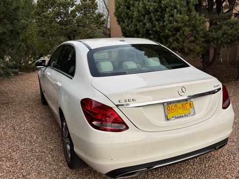 Used 2015 Mercedes-Benz C 300 4MATIC Sedan image 6