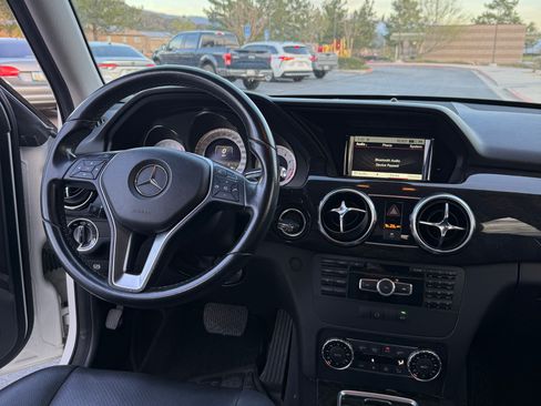 Used 2015 Mercedes-Benz GLK 350 GLK 350 Sport Utility 4D image 19