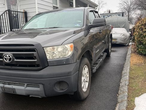 Used 2011 Toyota Tundra 2WD Double Cab w/ Tow Pkg image 1