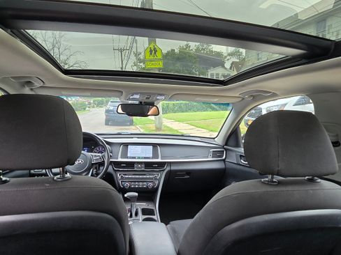 Used 2019 Kia Optima LX w/ LX Premium Package image 22