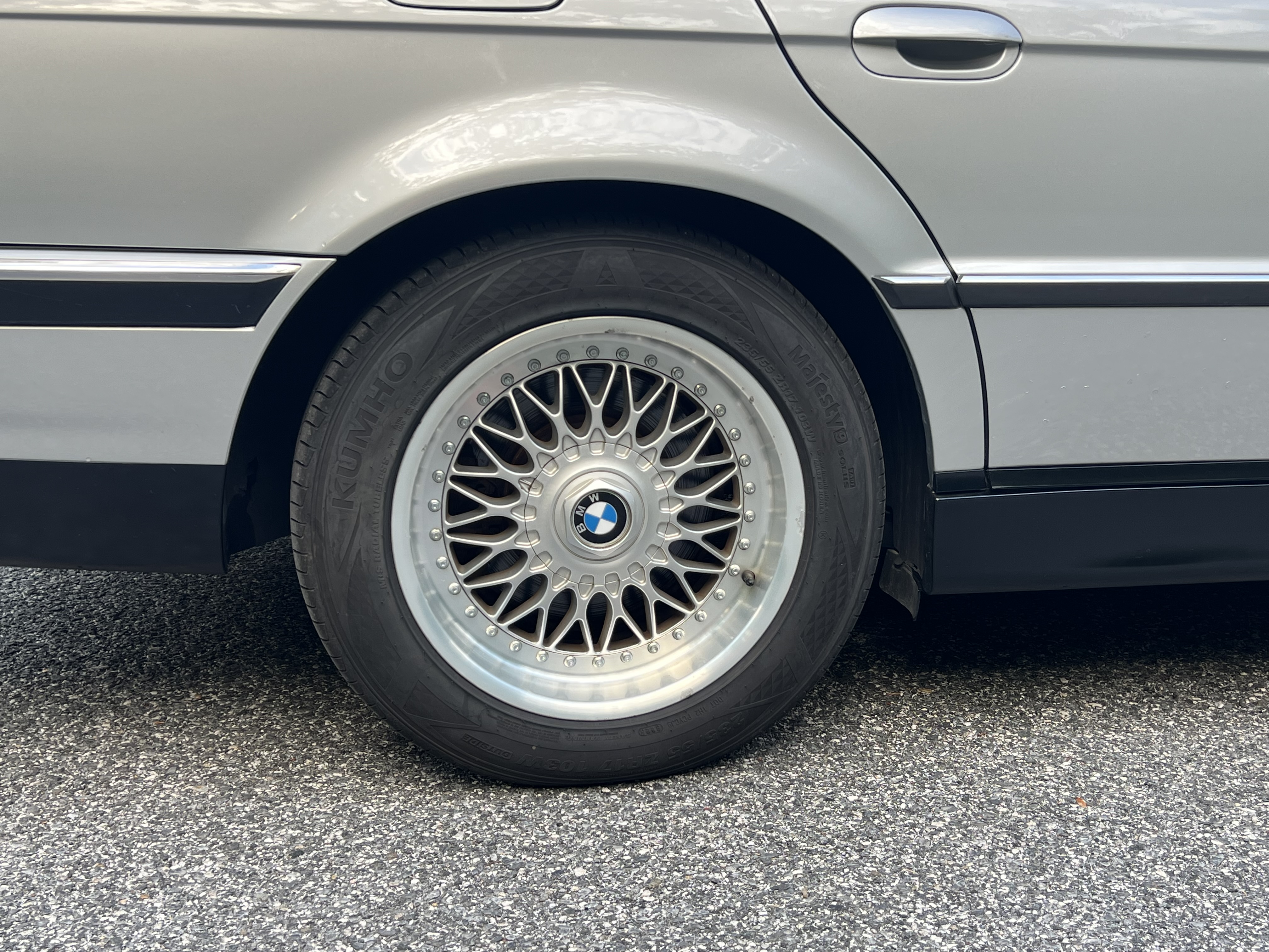 Used 2000 BMW 740i RWD image 6