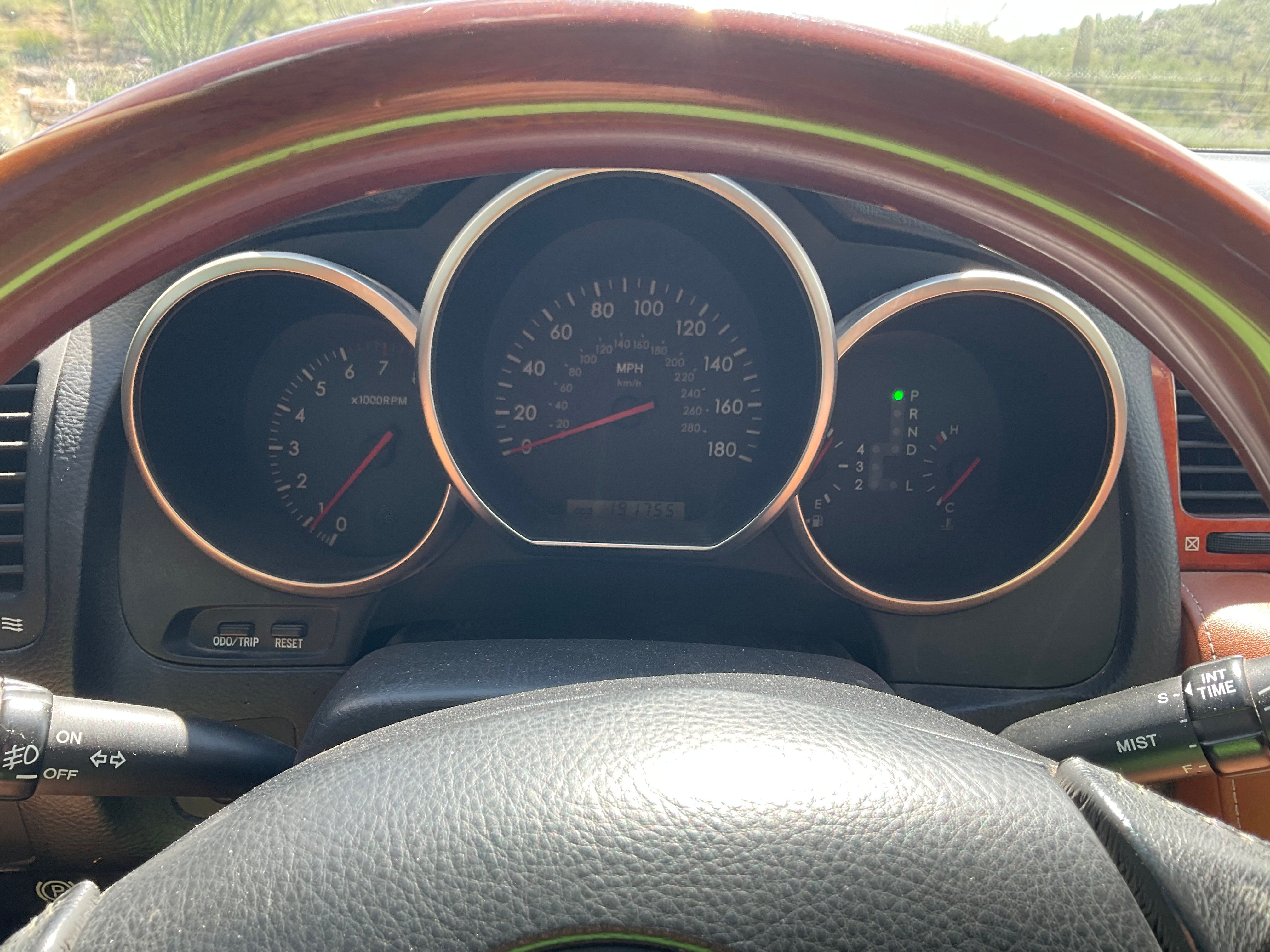 Used 2004 Lexus SC 430 Convertible RWD image 10