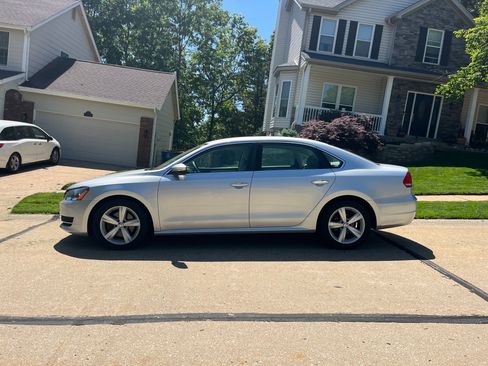 Used 2012 Volkswagen Passat 2.5 SE FWD image 5