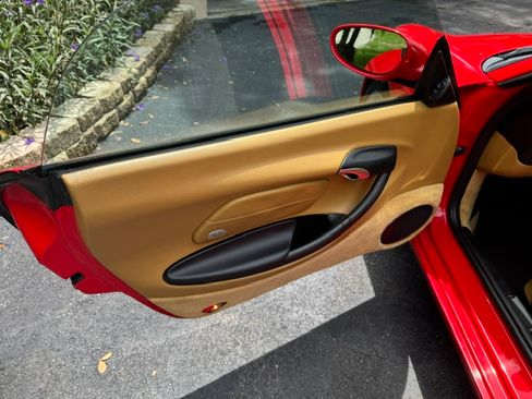 Used 2001 Porsche Boxster RWD image 14